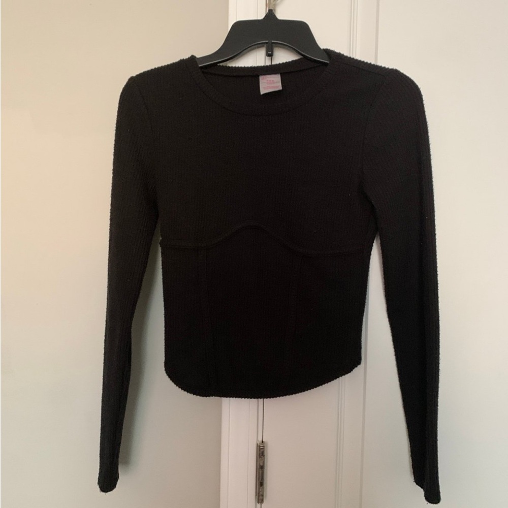 Black long sleeve top